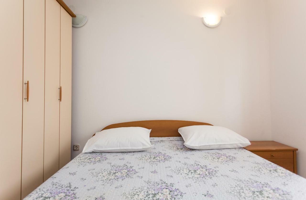 Apartments Gloria พรีมอชเตน ภายนอก รูปภาพ