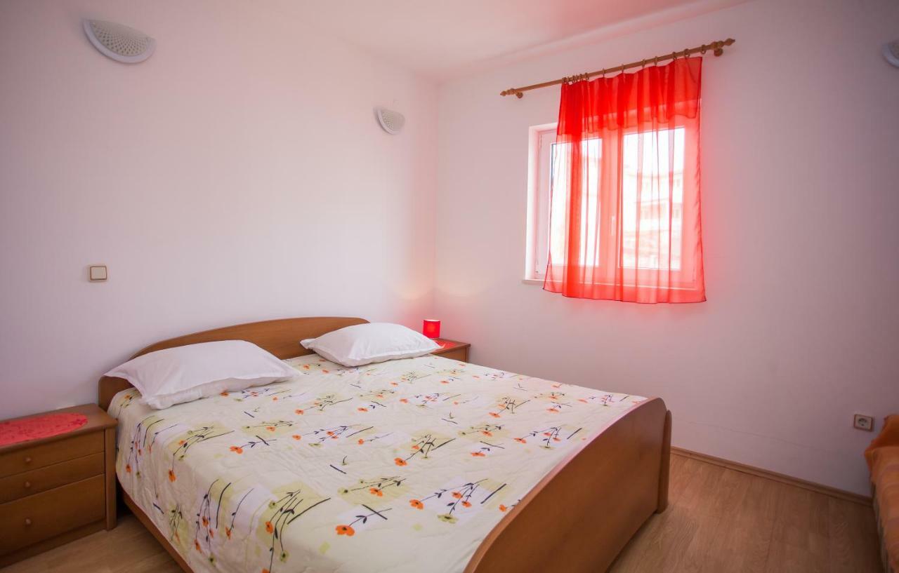 Apartments Gloria พรีมอชเตน ภายนอก รูปภาพ